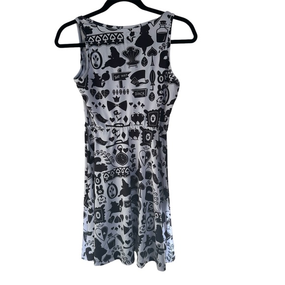 NWT! Disney Alice in Wonderland Icons Mini Dress White & Black | Women’s Medium - Picture 8 of 12